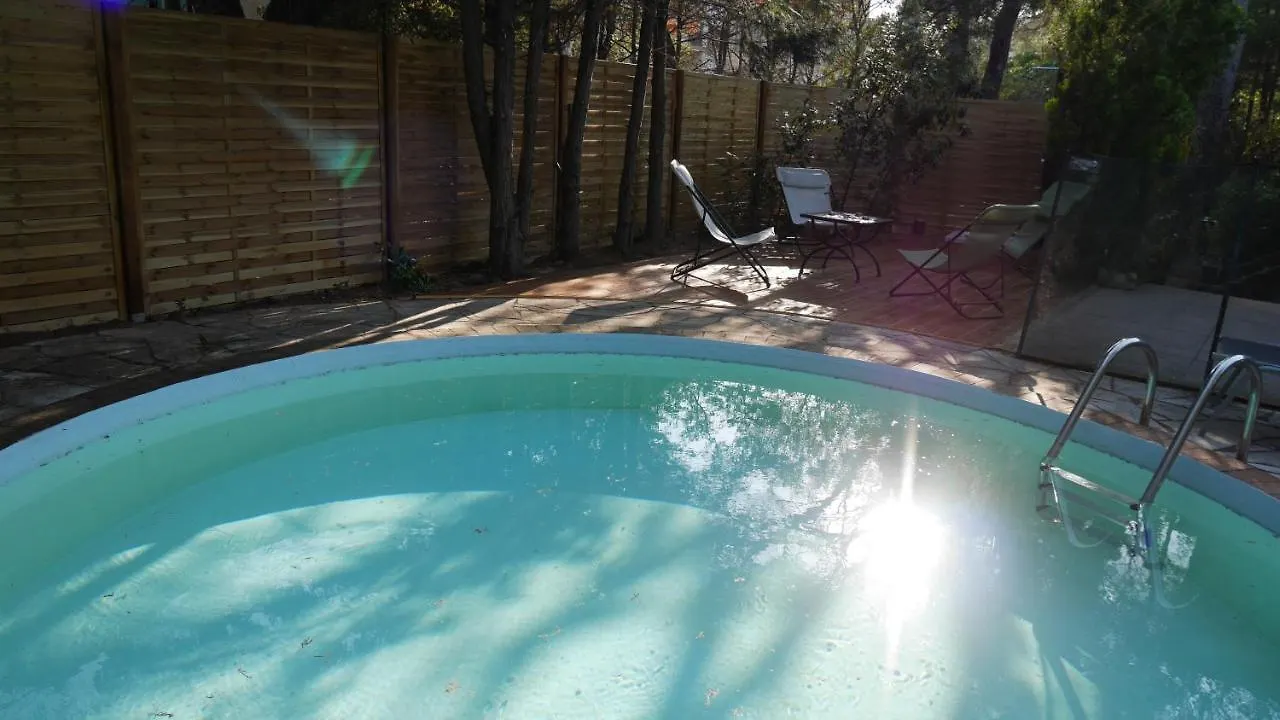 La Maison Blanche Bed & Breakfast Saint Aygulf France